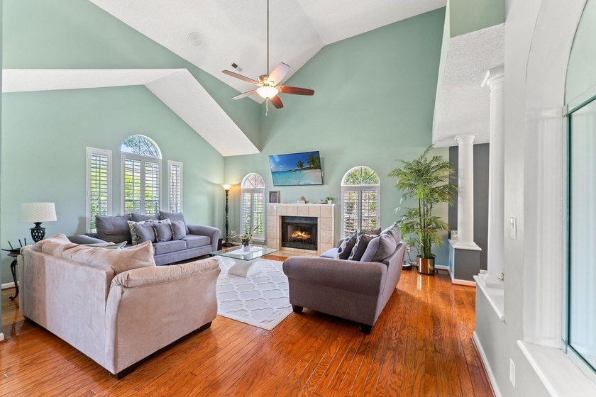 Welcome to this beautiful 4-bedroom, 2.5-bath waterfront home - photo 2