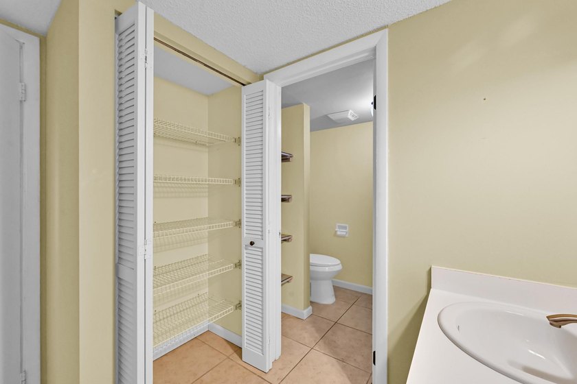 Welcome to this charming 2-bedroom, 1.5-bath townhouse featuring - photo 23