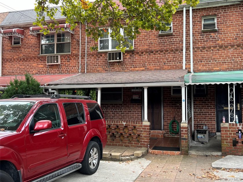 Welcome to Brooklyn. This is an excellent investment opportunity - photo 2
