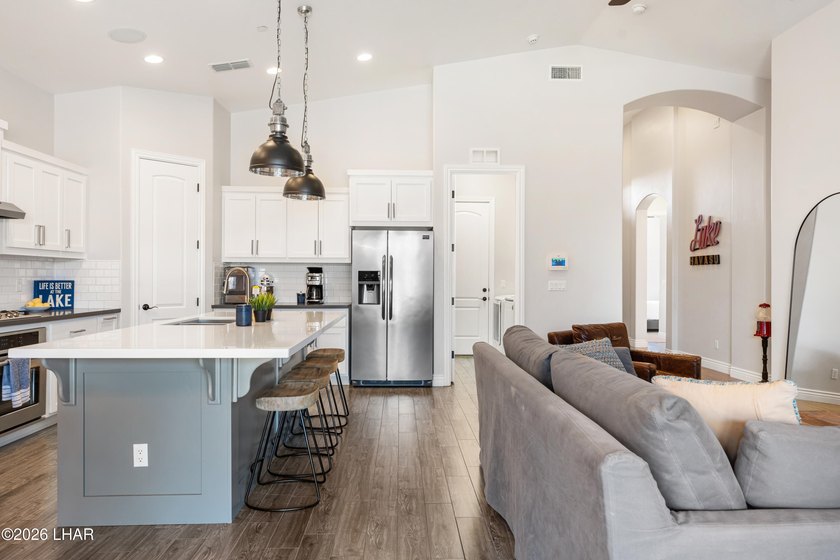 Island living at its Finest! This beautiful home is located in - photo 15