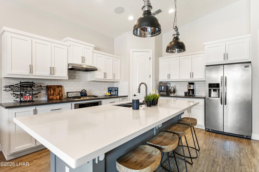 Island living at its Finest! This beautiful home is located in - photo 18