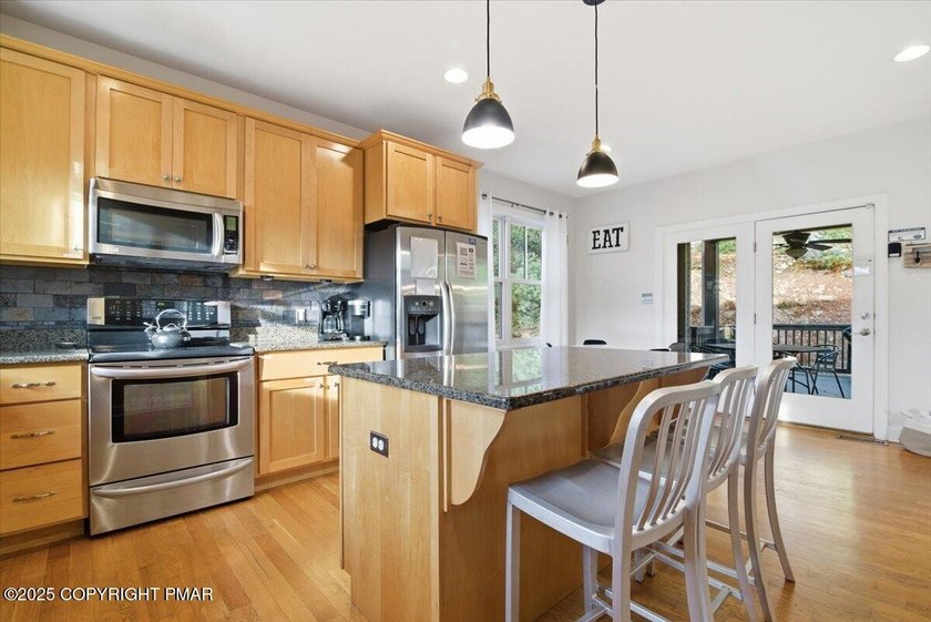 Welcome to your fully furnished, turn-key mountain-lake getaway - photo 19