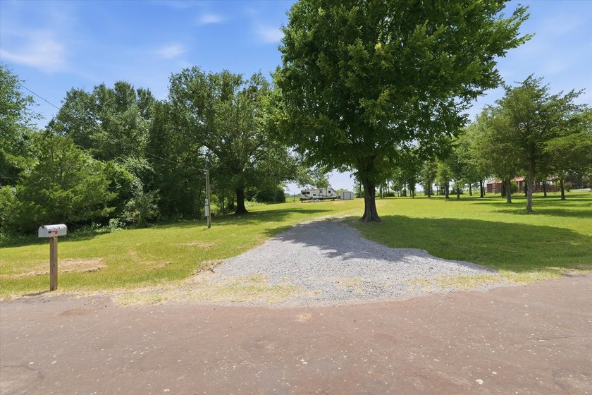 Build your future near Lake Limestone on this 1.08 acre improved - photo 3