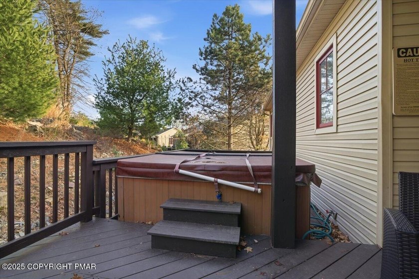 Welcome to your fully furnished, turn-key mountain-lake getaway - photo 29