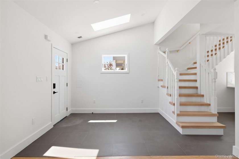 BRAND NEW !!- COMPLETELY RENOVATED-2 BEDROOM, 2 FULL BATHROOM - photo 34