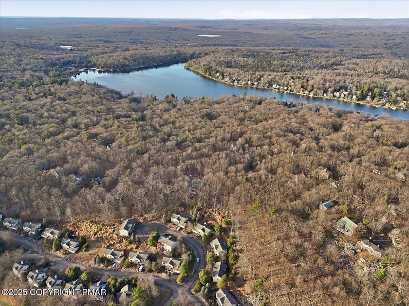 Welcome to your fully furnished, turn-key mountain-lake getaway - photo 50