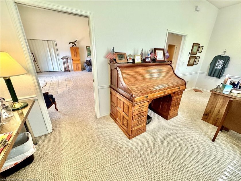 Located in the heart of Sebring, this 6,816sf building sits on 1 - photo 11