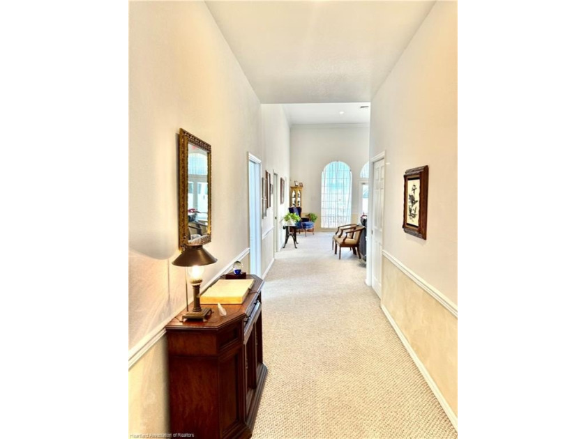 Located in the heart of Sebring, this 6,816sf building sits on 1 - photo 15