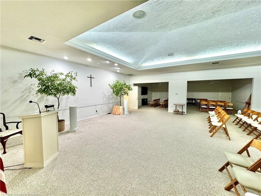 Located in the heart of Sebring, this 6,816sf building sits on 1 - photo 18
