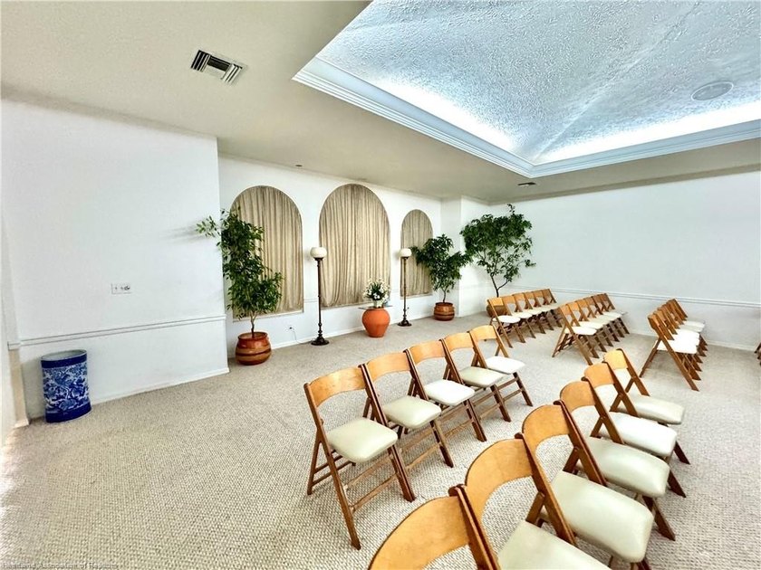 Located in the heart of Sebring, this 6,816sf building sits on 1 - photo 21
