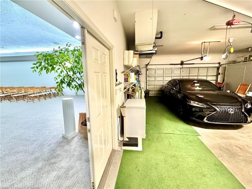 Located in the heart of Sebring, this 6,816sf building sits on 1 - photo 23