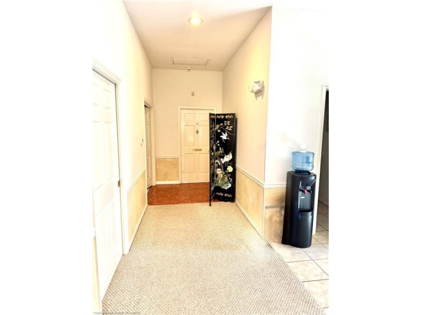 Located in the heart of Sebring, this 6,816sf building sits on 1 - photo 34