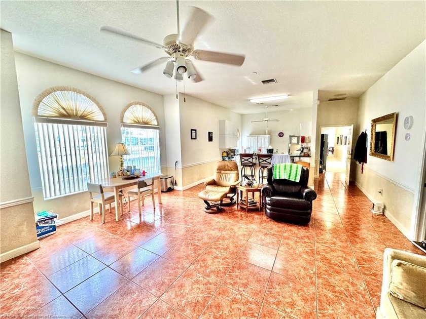 Located in the heart of Sebring, this 6,816sf building sits on 1 - photo 37
