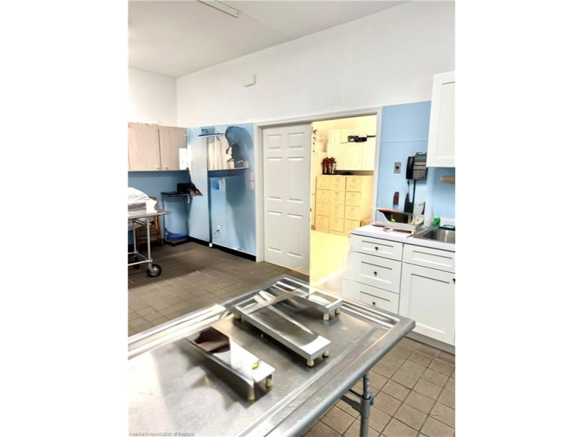 Located in the heart of Sebring, this 6,816sf building sits on 1 - photo 46