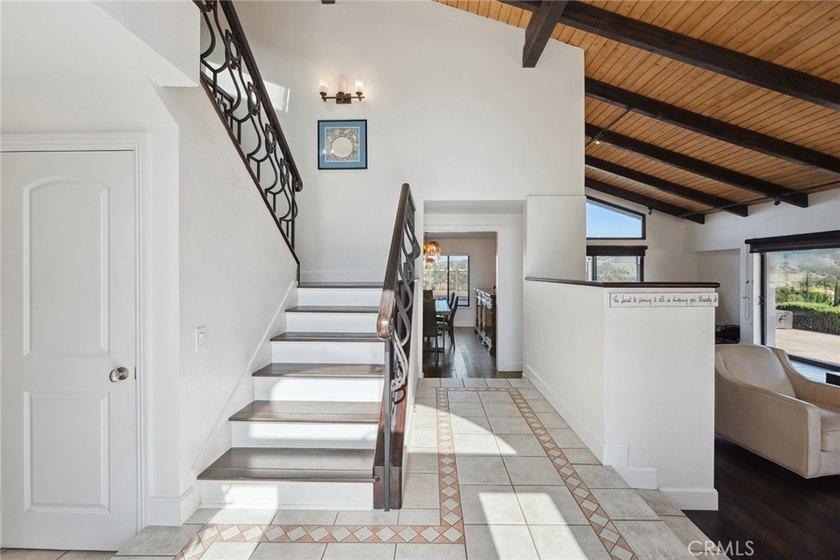 4372 Park Vicente - photo 3