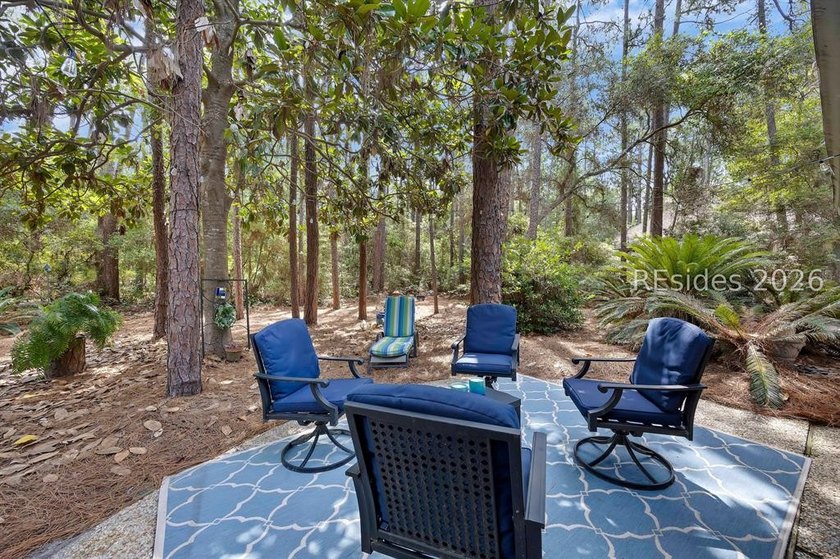 Tucked away on a quiet cul-de-sac in The Rookery, this - photo 47