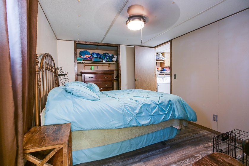 Experience lakefront living on Oak Creek Reservoir in this - photo 13