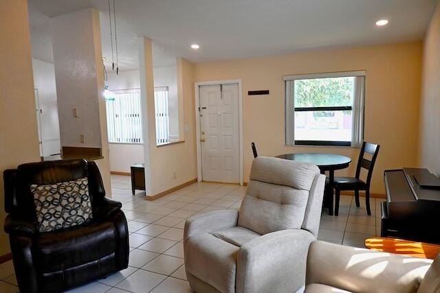 Beautiful home perfect for first-time buyers! This 3 bedroom - photo 10