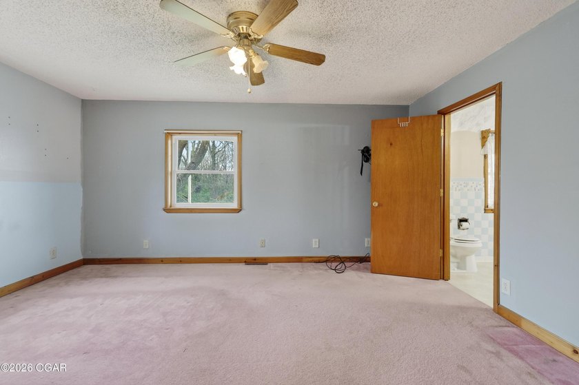 Welcome home to this solid 3-bedroom, 2.5-bath brick home - photo 23