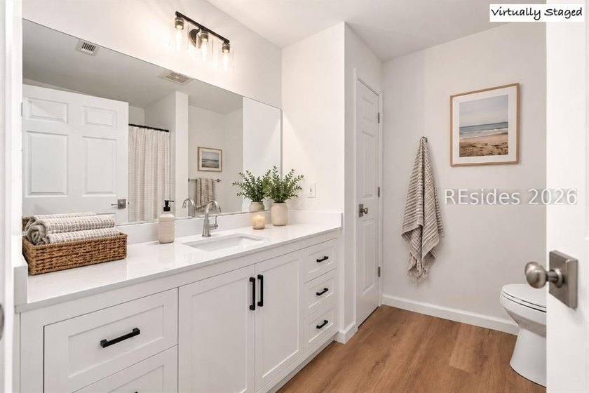 Welcome home to this inviting newly remodled 3 bedroom, 2 - photo 32