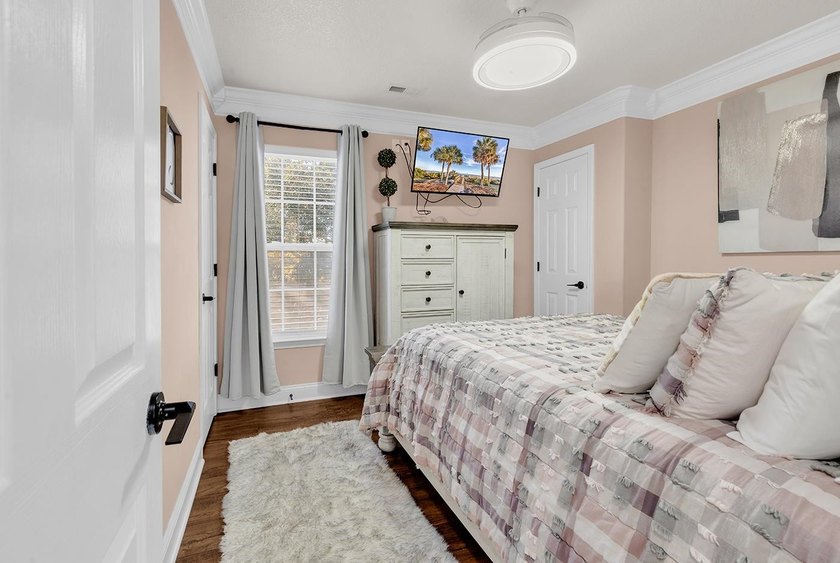 Welcome to your dream beach retreat located within the gates of - photo 19