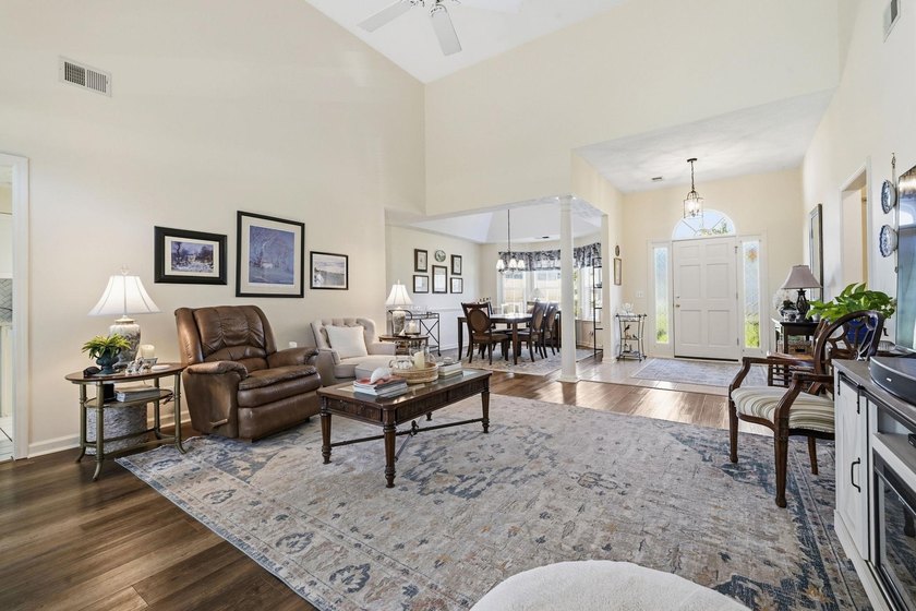 Welcome to this beautiful 3-bedroom, 2-bath home nestled in the - photo 9