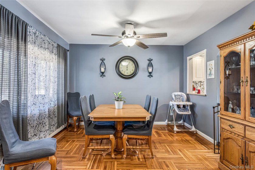 Welcome to this charming and well maintained Tudor Colonial one - photo 4