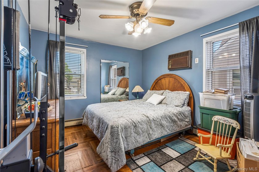 Welcome to this charming and well maintained Tudor Colonial one - photo 10