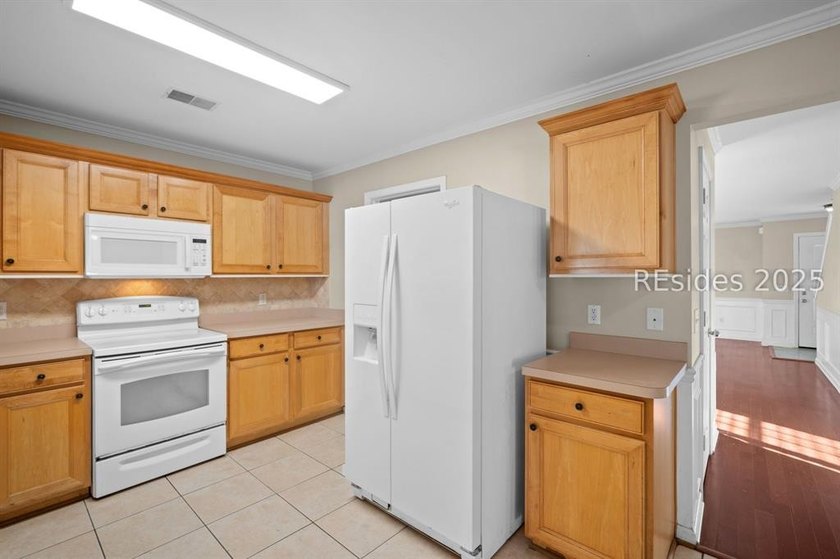 Sought-after McMillian floor plan with private wooded views! - photo 15