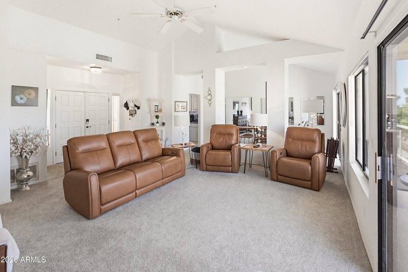 Don't miss this rare chance to own one of only eight penthouse - photo 10