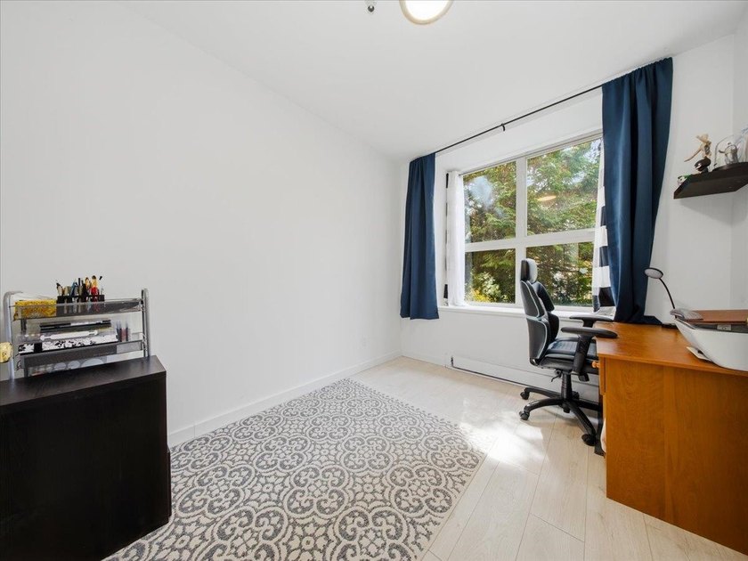 Outstanding value in a rapidly growing community. This bright - photo 10