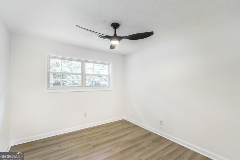 Some homes simply make life easier, and 113 Shadow Lane is one - photo 22