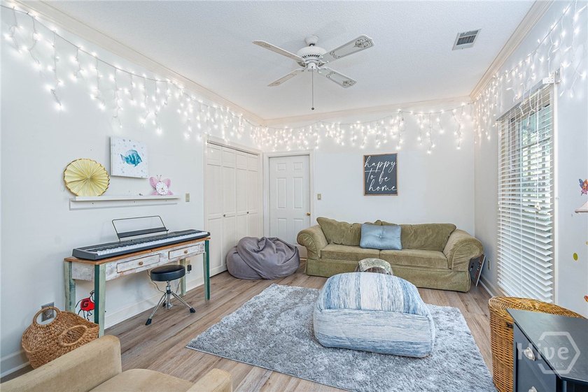 LEAST EXPENSIVE HOME PER SQ FT ON THE ISLAND! Looking for space - photo 26