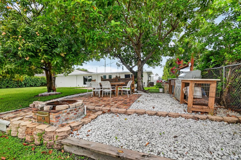 Nestled in the desirable community of Lake Clarke Shores, this - photo 16