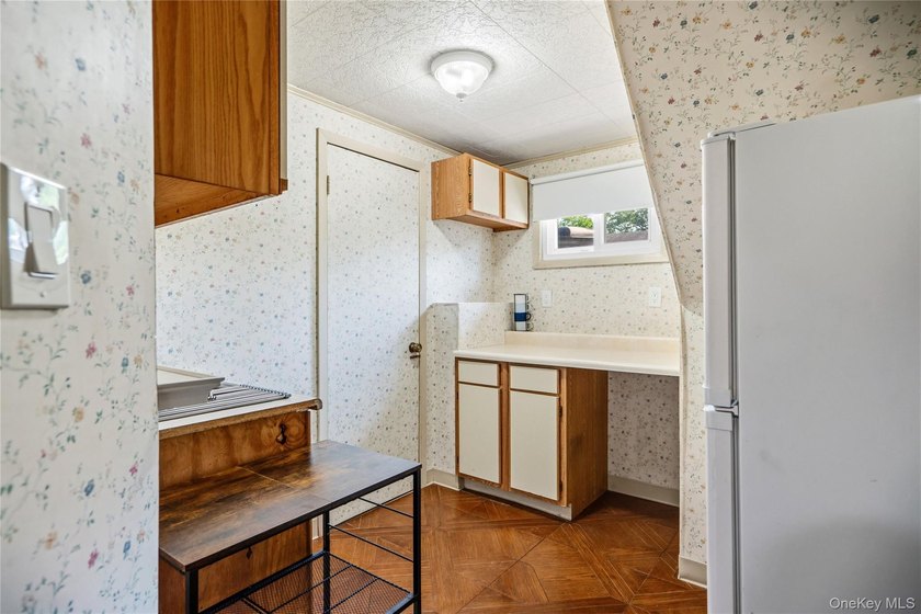 Spacious Wide Line Hi Ranch offering endless possibilities on a - photo 18