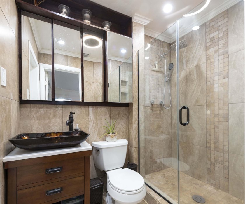 Nestled in the desirable community of Lake Clarke Shores, this - photo 31
