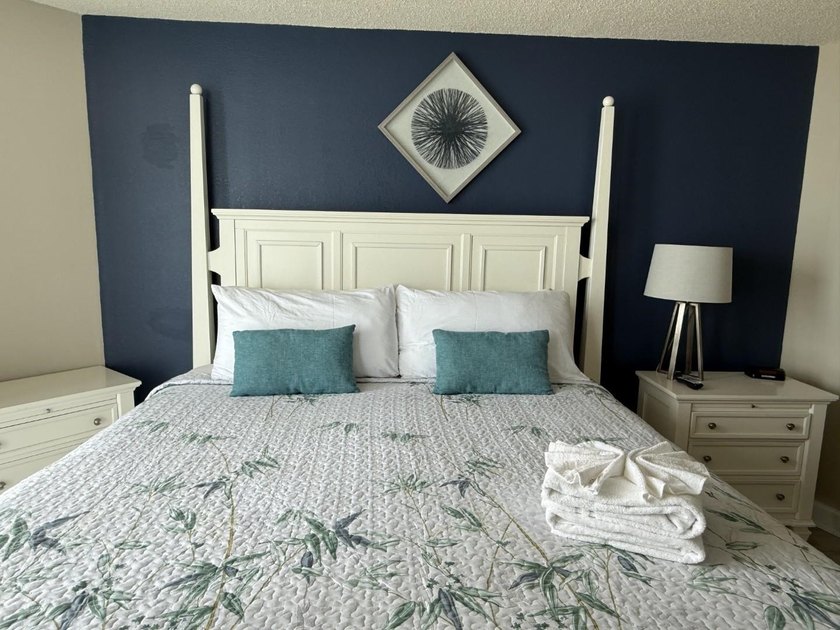 PENTHOUSE!! If you are truly looking for a unit that is - photo 6