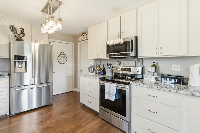 Nestled in the desirable Lakewood Haven community, tucked away - photo 10