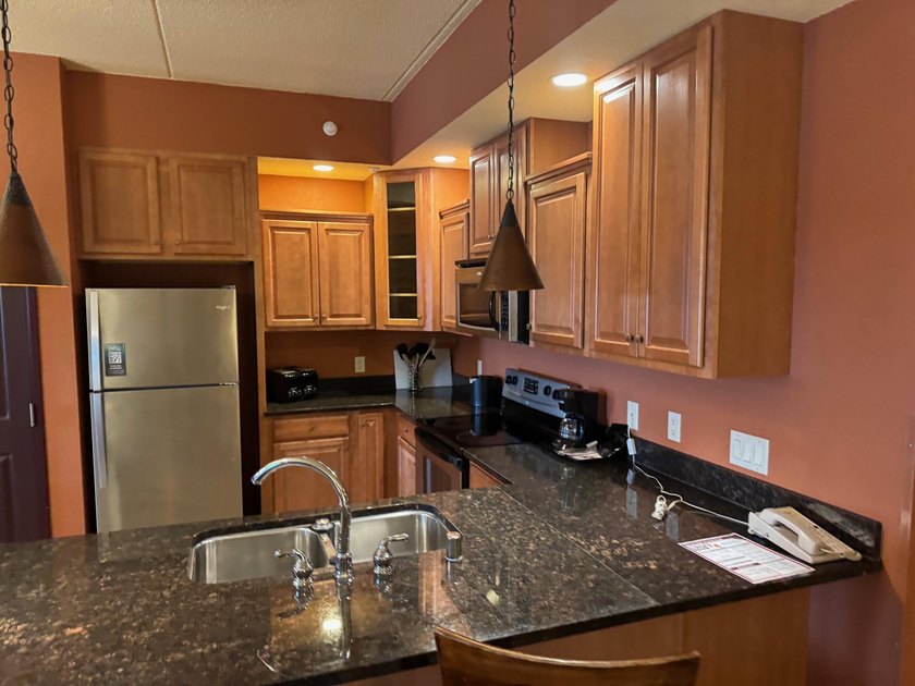 Chula Vista Studio units in this building rarely come available; - photo 7