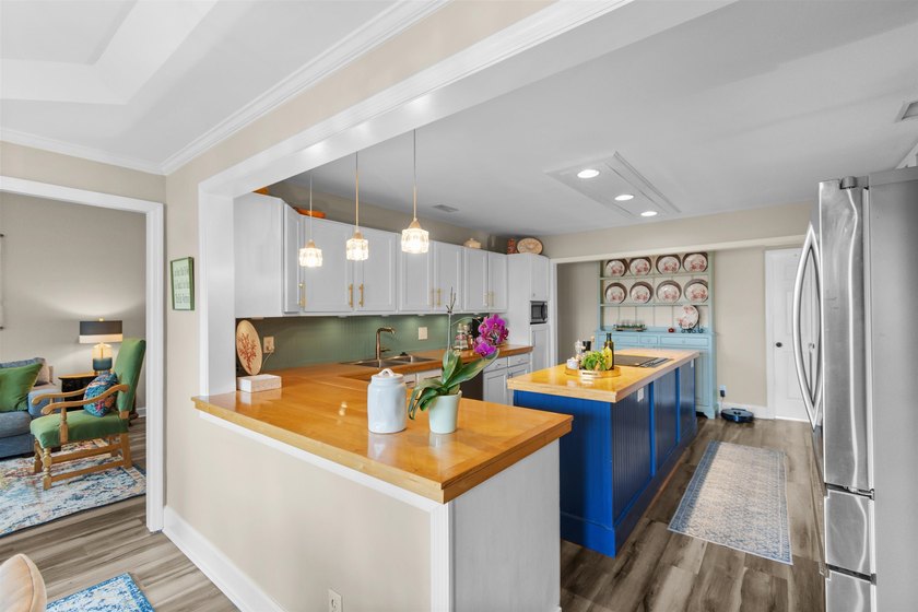 Make sure to watch the virtual tour! Set on the creek with your - photo 10
