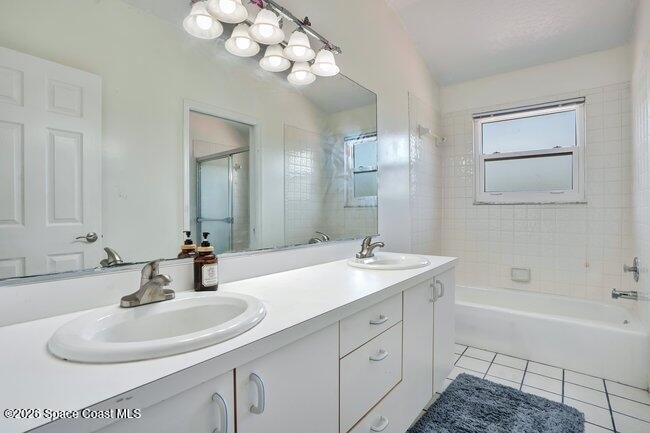 Boat dock, pool, 1 acre and a South Tropical Trail address. This - photo 21