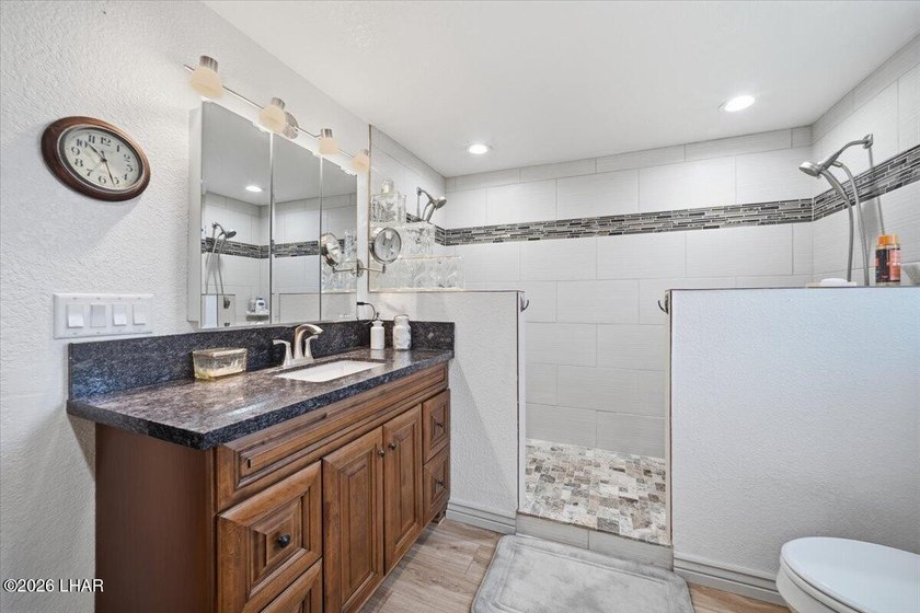 Welcome to 1857 Willow Ave, a beautifully maintained 2-bedroom - photo 23