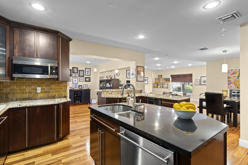 Spacious 4-Bedroom, 4 Full Bath Home Offering 2,781 sq/ft Of - photo 6