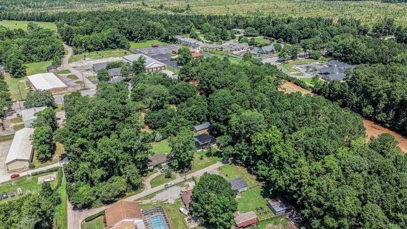 Welcome to this spacious 4-bedroom home offering over 2000 - photo 8