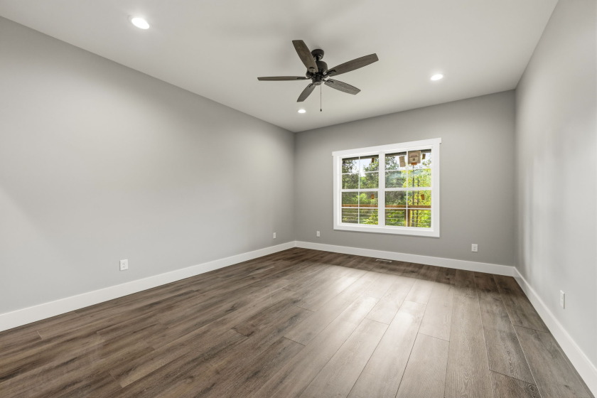 Brand New Construction in Moutardier w/Slip - photo 15