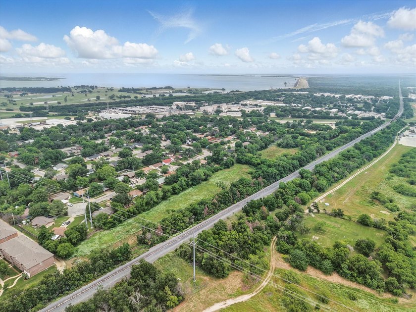 + or - 9 ACRES of Prime Land in the heart of Lewisville, TX - photo 14