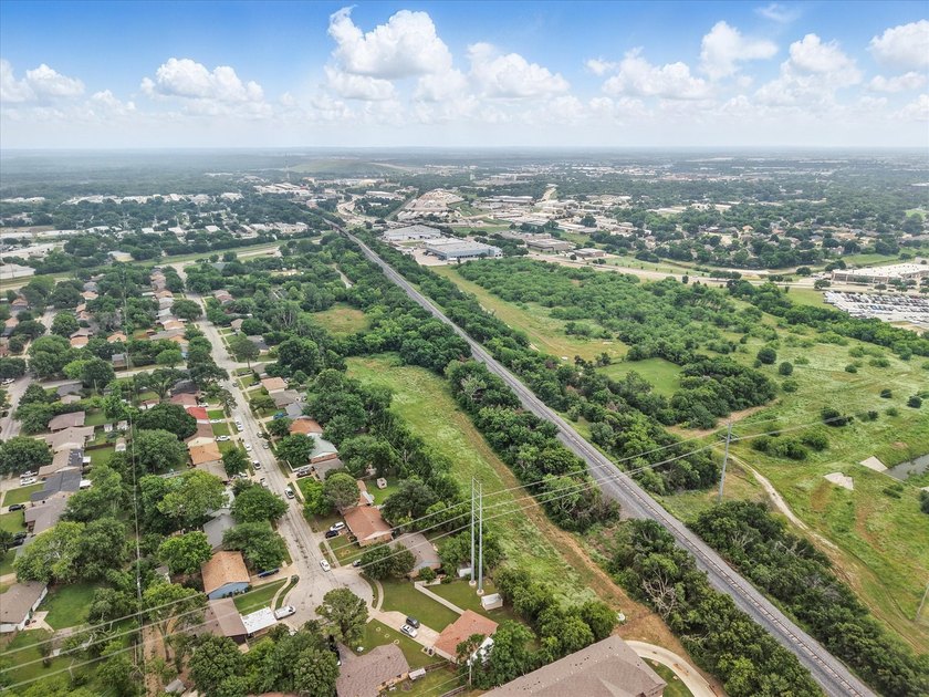 + or - 9 ACRES of Prime Land in the heart of Lewisville, TX - photo 16