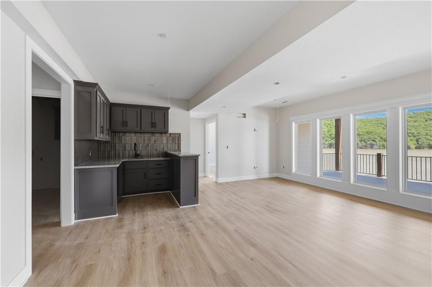 New construction and Dock! Spectacular Views of the water! - photo 26