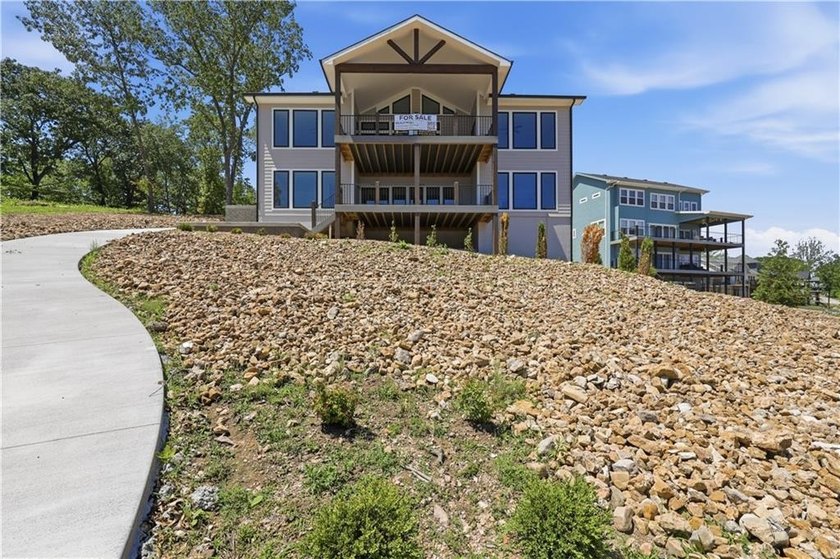New construction and Dock! Spectacular Views of the water! - photo 46