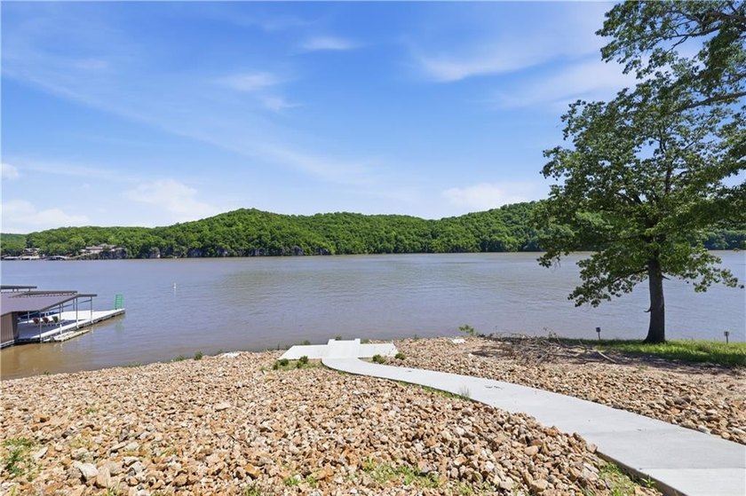 New construction and Dock! Spectacular Views of the water! - photo 47